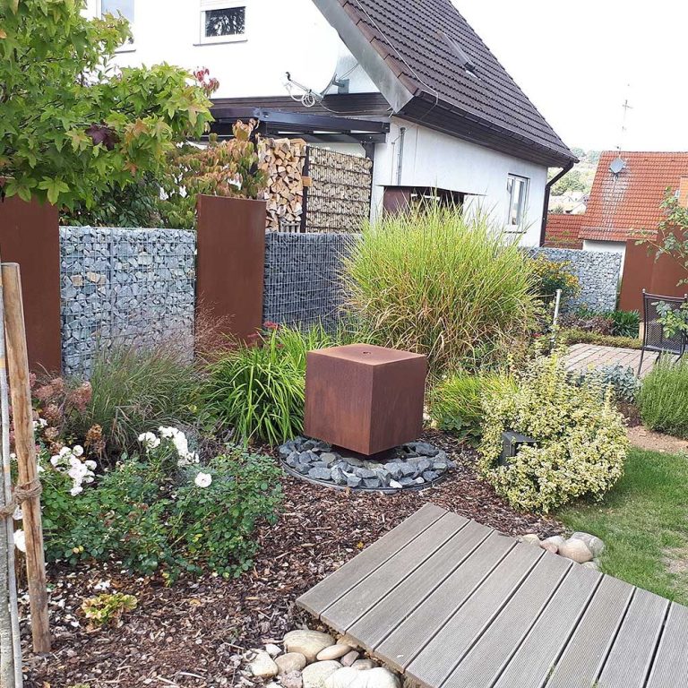 Gartenerneuerung Umgestaltung Gartenbereich